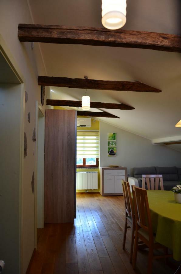 Apartma Louis Dutovlje Exterior foto